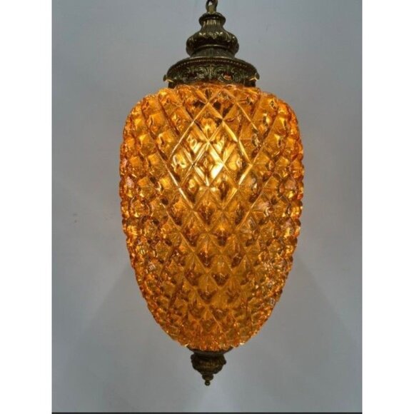 VTG MCM 1960s XL Amber Glass & Brass Pineapple Diamond Quilted Hanging Swag Lamp - Picture 1 of 11